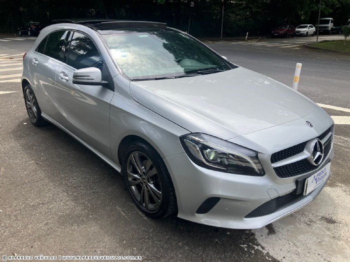 Mercedes-Benz A200 1.6 TURBO 2017/2018